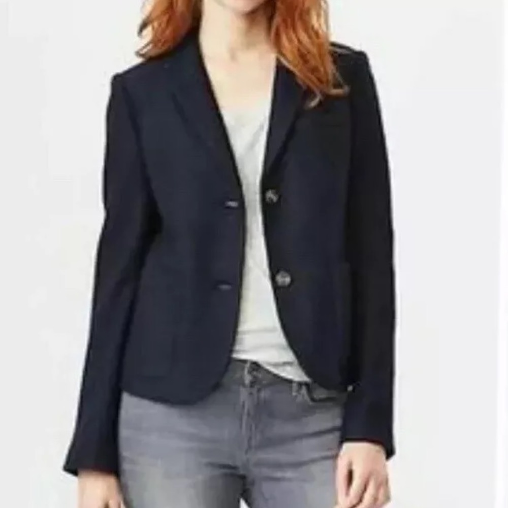 Women’s Blazer. Size 4